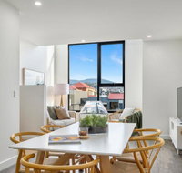 Stylish Townhouse - Australian Destinations