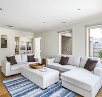 Summer Breeze - Australian Destinations