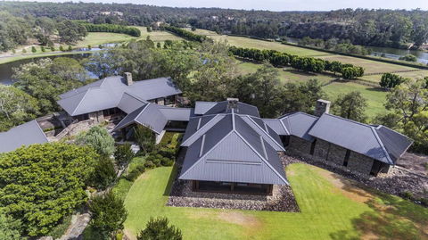 Sweven - Australian Destinations 1