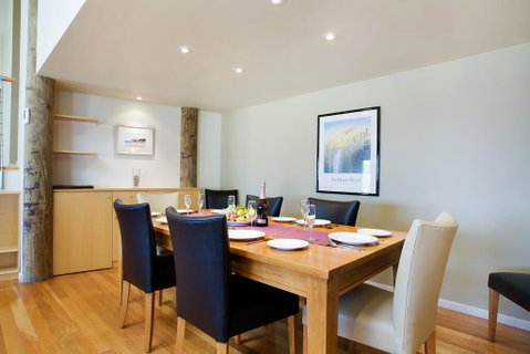 Tathra Beach House Holiday Apartments - Australian Destinations 2