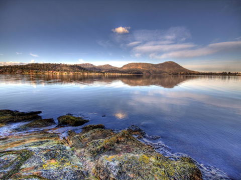 Derwent Retreat - Australian Destinations 20
