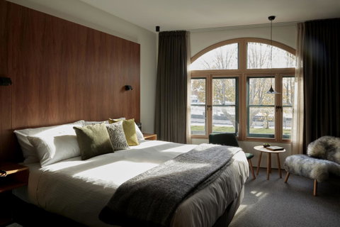 Moss Hotel - Australian Destinations 8