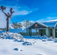 Cradle Mountain Hotel - Australian Destinations