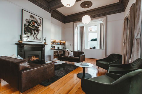 Maylands Lodge - Australian Destinations 15