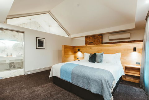 Maylands Lodge - Australian Destinations 9