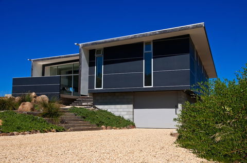 Cloudy Bay Beach House - Australian Destinations 2