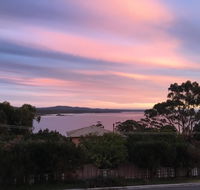 GRANITE BEACH HOUSE  Bay of Fires - Australian Destinations