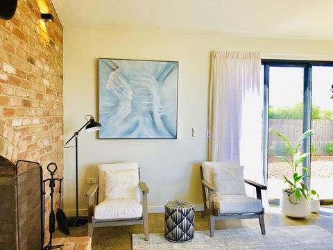 EMBRACING EVANDALE - Hosted By L'Abode Accommodation - Australian Destinations 9