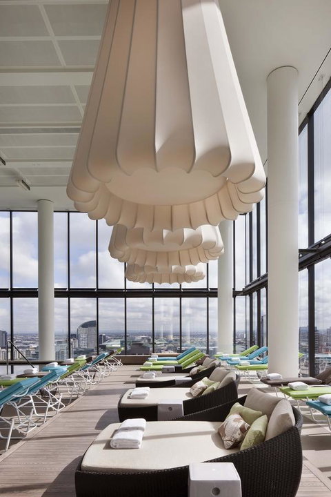 Crown Metropol Melbourne - Australian Destinations 15