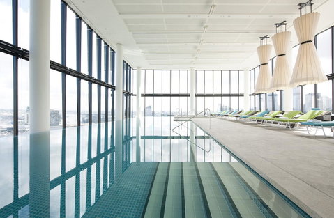 Crown Metropol Melbourne - Australian Destinations 16