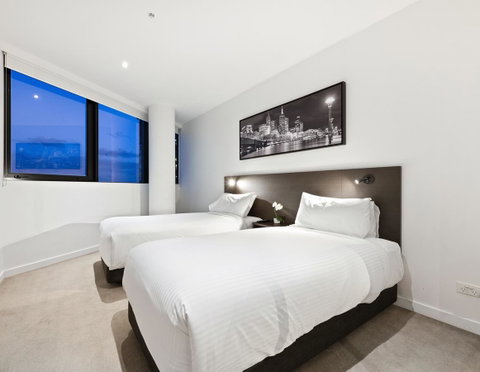 Experience Platinum Hotel Apartments - Australian Destinations 6