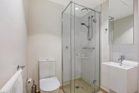 Experience Platinum Hotel Apartments - Australian Destinations 22