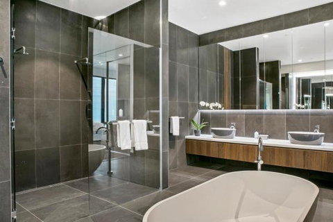 Experience Platinum Hotel Apartments - Australian Destinations 21