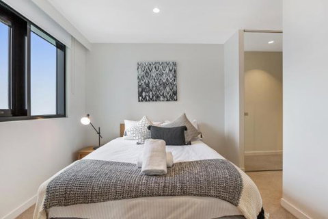 Experience Platinum Hotel Apartments - Australian Destinations 4