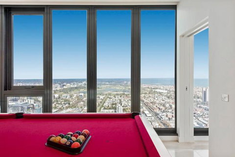 Experience Platinum Hotel Apartments - Australian Destinations 12