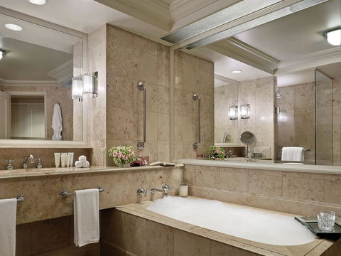 The Langham Melbourne - Australian Destinations 36