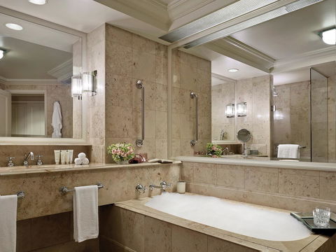 The Langham Melbourne - Australian Destinations 19