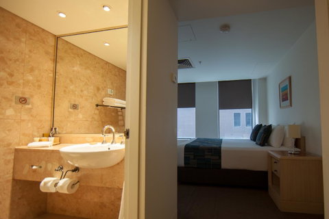 CitiClub Hotel Melbourne - Australian Destinations 10