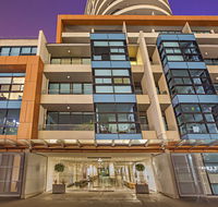 Melbourne Holiday Apartments Flinders Wharf - Australian Destinations