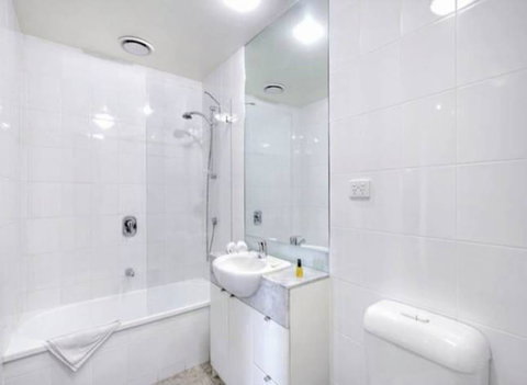 3BR Apartment At Victoria Tower Southbank - Australian Destinations 13