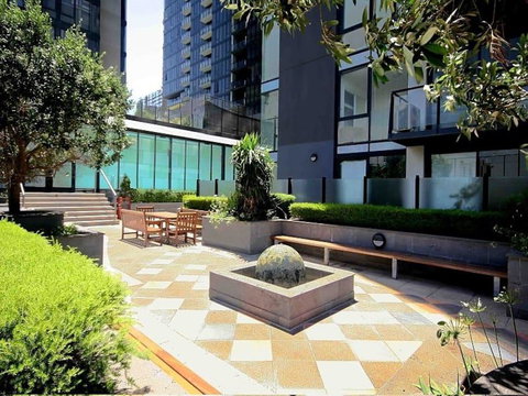 3BR Apartment At Victoria Tower Southbank - Australian Destinations 19
