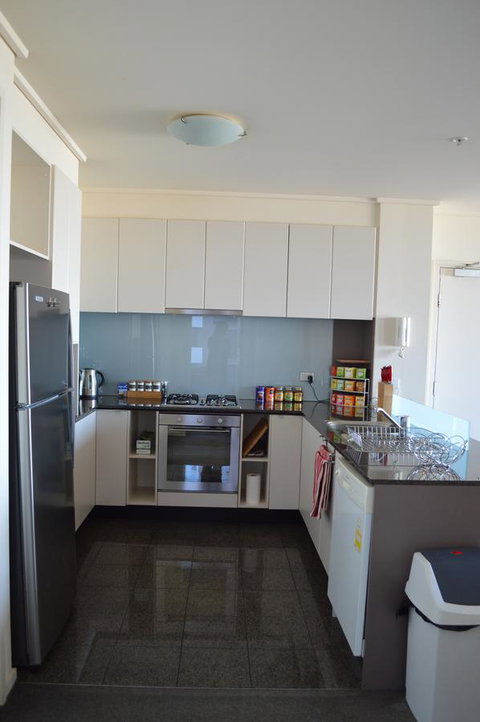3BR Apartment At Victoria Tower Southbank - Australian Destinations 3