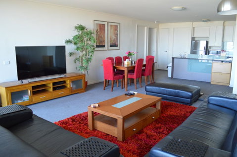 3BR Apartment At Victoria Tower Southbank - Australian Destinations 0