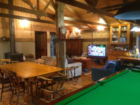 Mud Hollow Barn - Australian Destinations 7