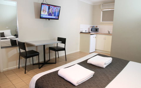 Robinvale Bridge Motel - Australian Destinations 14