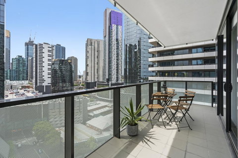 Complete Host Tiara Apartments - Australian Destinations 28