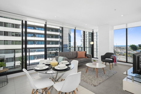 Complete Host Tiara Apartments - Australian Destinations 17