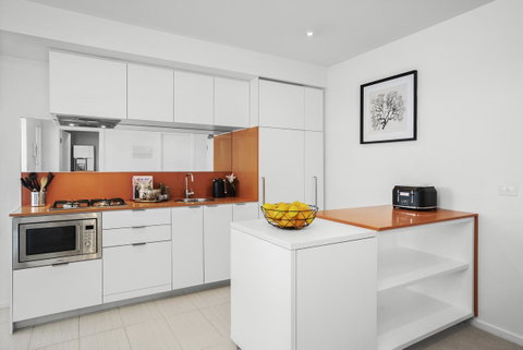 Complete Host Tiara Apartments - Australian Destinations 14