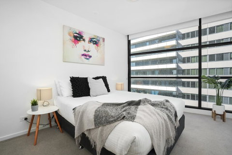 Complete Host Tiara Apartments - Australian Destinations 19