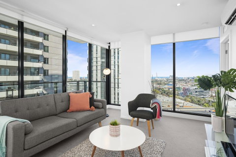Complete Host Tiara Apartments - Australian Destinations 16