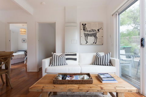 Capella Villa No. 4 - Stunning Luxury Decor Inside And Out - Australian Destinations 3