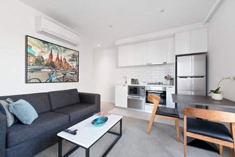 Experience Bella Hotel Apartments - Australian Destinations 2