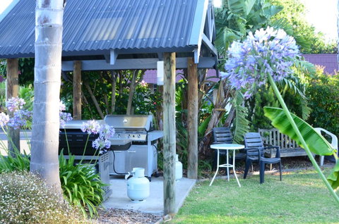 Tropicana Motor Inn - Australian Destinations 18