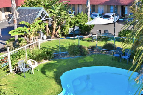 Tropicana Motor Inn - Australian Destinations 3