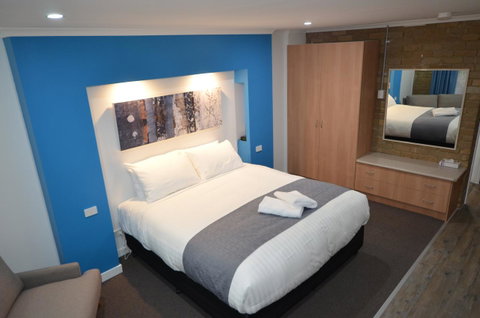 Tropicana Motor Inn - Australian Destinations 0
