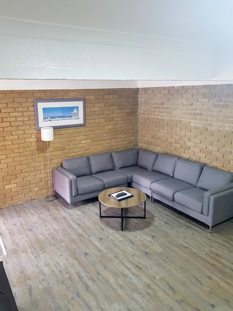 Tropicana Motor Inn - Australian Destinations 25