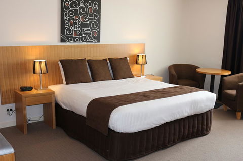 Bairnsdale International - Australian Destinations 31