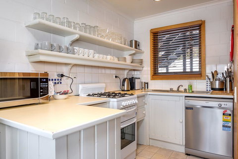 FOUNTAINS 3, Mount Hotham - Australian Destinations 9