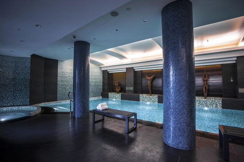 Quay West Suites Melbourne - Australian Destinations 10