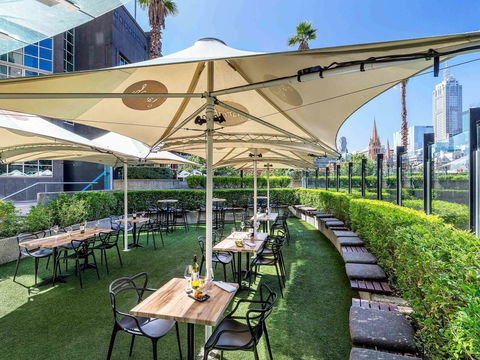 Quay West Suites Melbourne - Australian Destinations 25