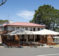 The Oaks Hotel - Australian Destinations