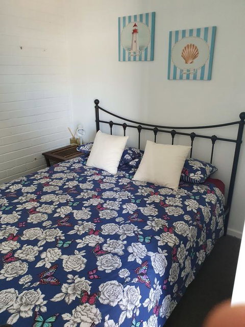 The Pines, Manning Point - Australian Destinations 0