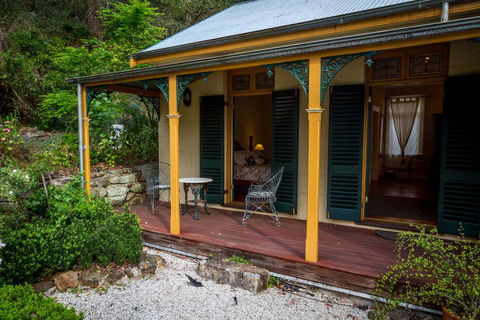 Tizzana Winery Bed And Breakfast - Australian Destinations 3
