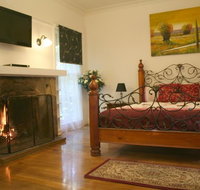 Tudor Cottages - Australian Destinations