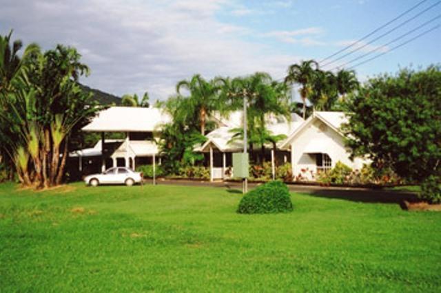 Cardstone QLD Australian Destinations