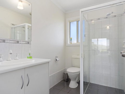 VALLEY VIEWS - 10 Valley Heights Drive - Australian Destinations 0